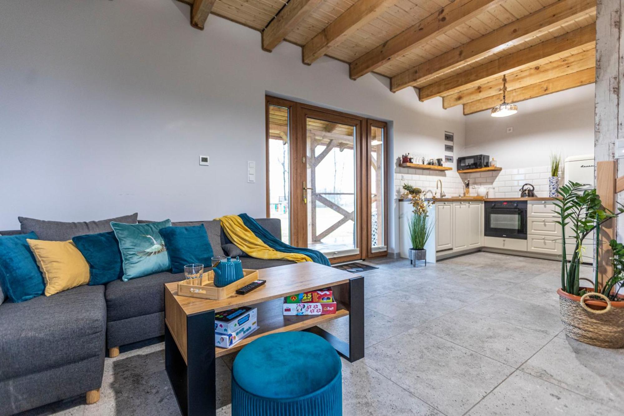 Ferienhaus Ostoja - Na Kaszubach, Sauna, Balia-jacuzzi, Plac Zabaw, Tyrolka , Dwa Boiska, Miejsce Na Ognisko, Grill Gazowy *