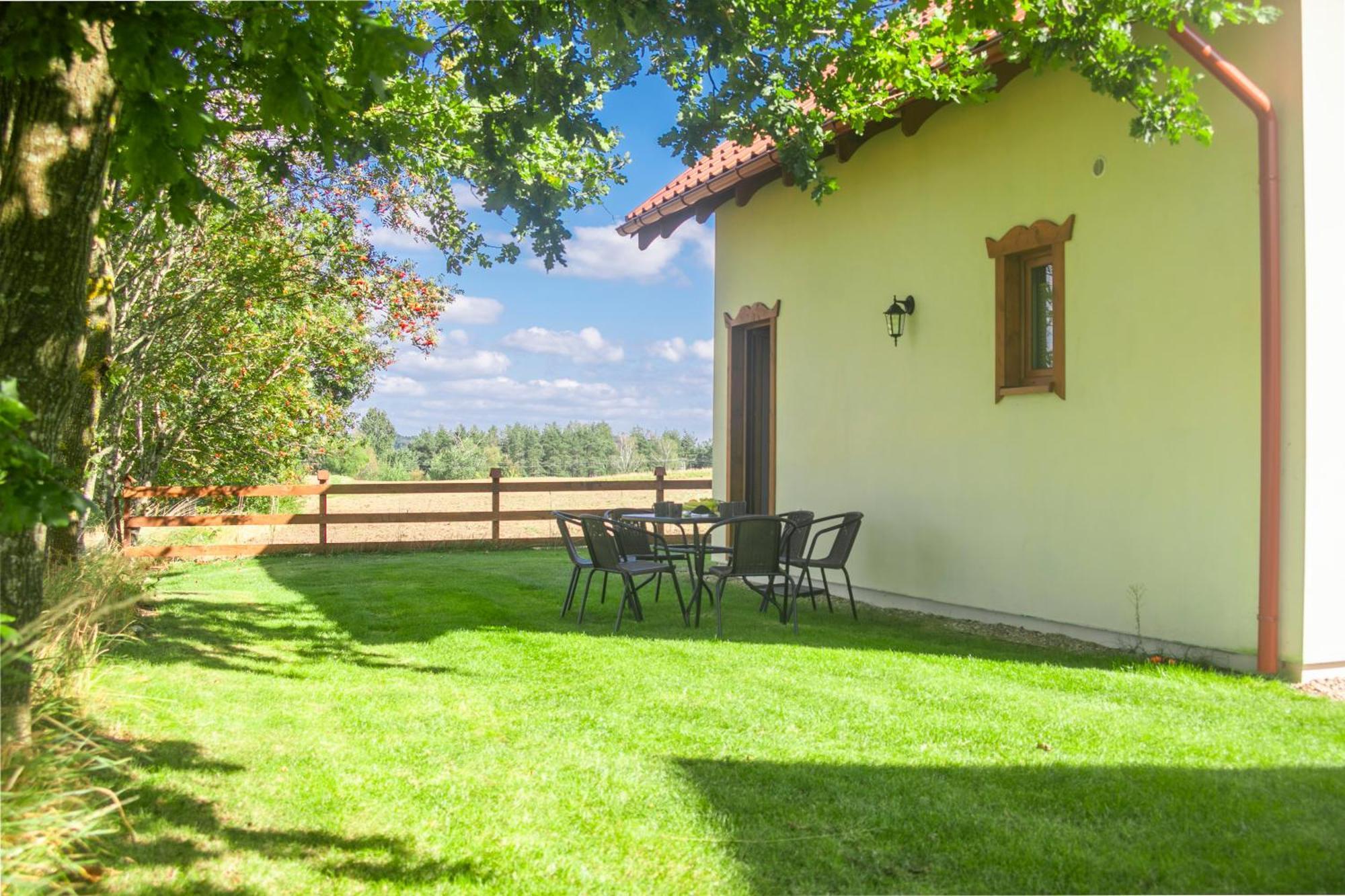 Ostoja - Na Kaszubach, Sauna, Balia-jacuzzi, Plac Zabaw, Tyrolka , Dwa Boiska, Miejsce Na Ognisko, Grill Gazowy *