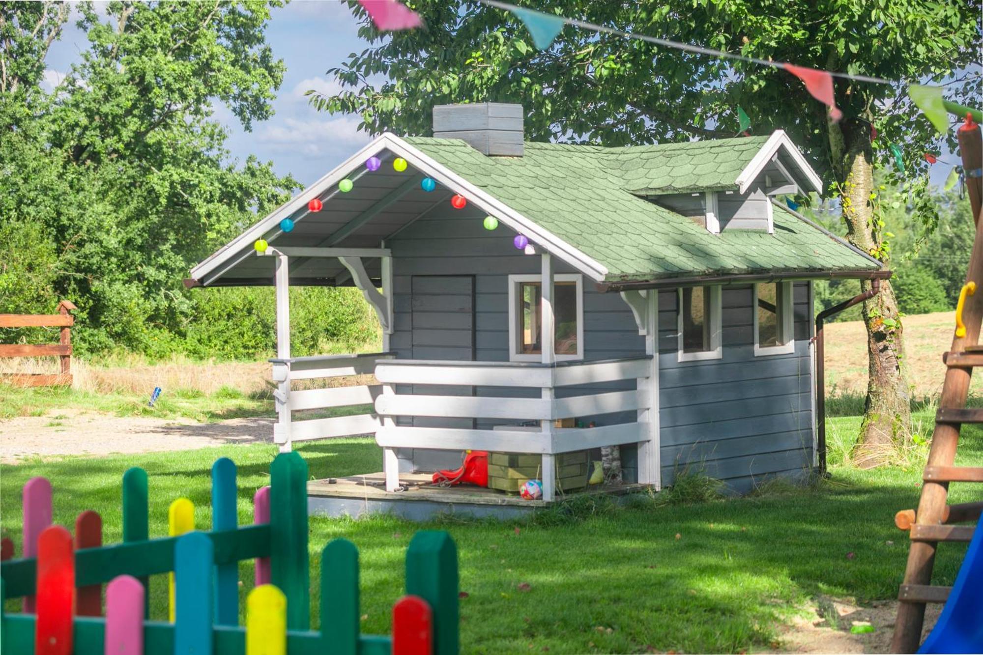 Ostoja - Na Kaszubach, Sauna, Balia-jacuzzi, Plac Zabaw, Tyrolka , Dwa Boiska, Miejsce Na Ognisko, Grill Gazowy Ferienhaus